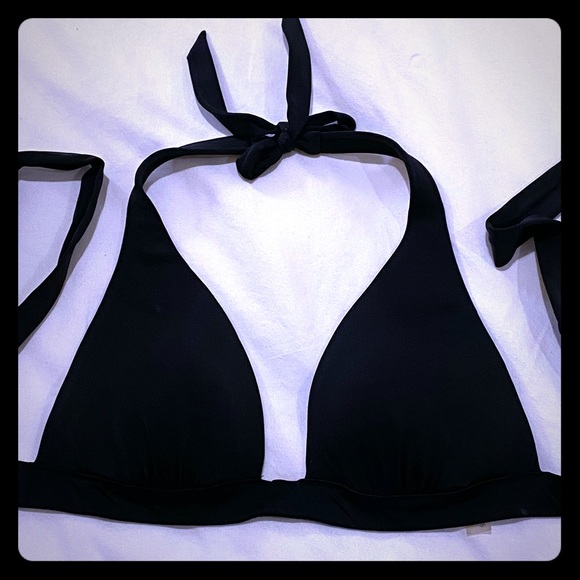 Victoria's Secret Other - Victoria’s Secret Bikini Top M Black